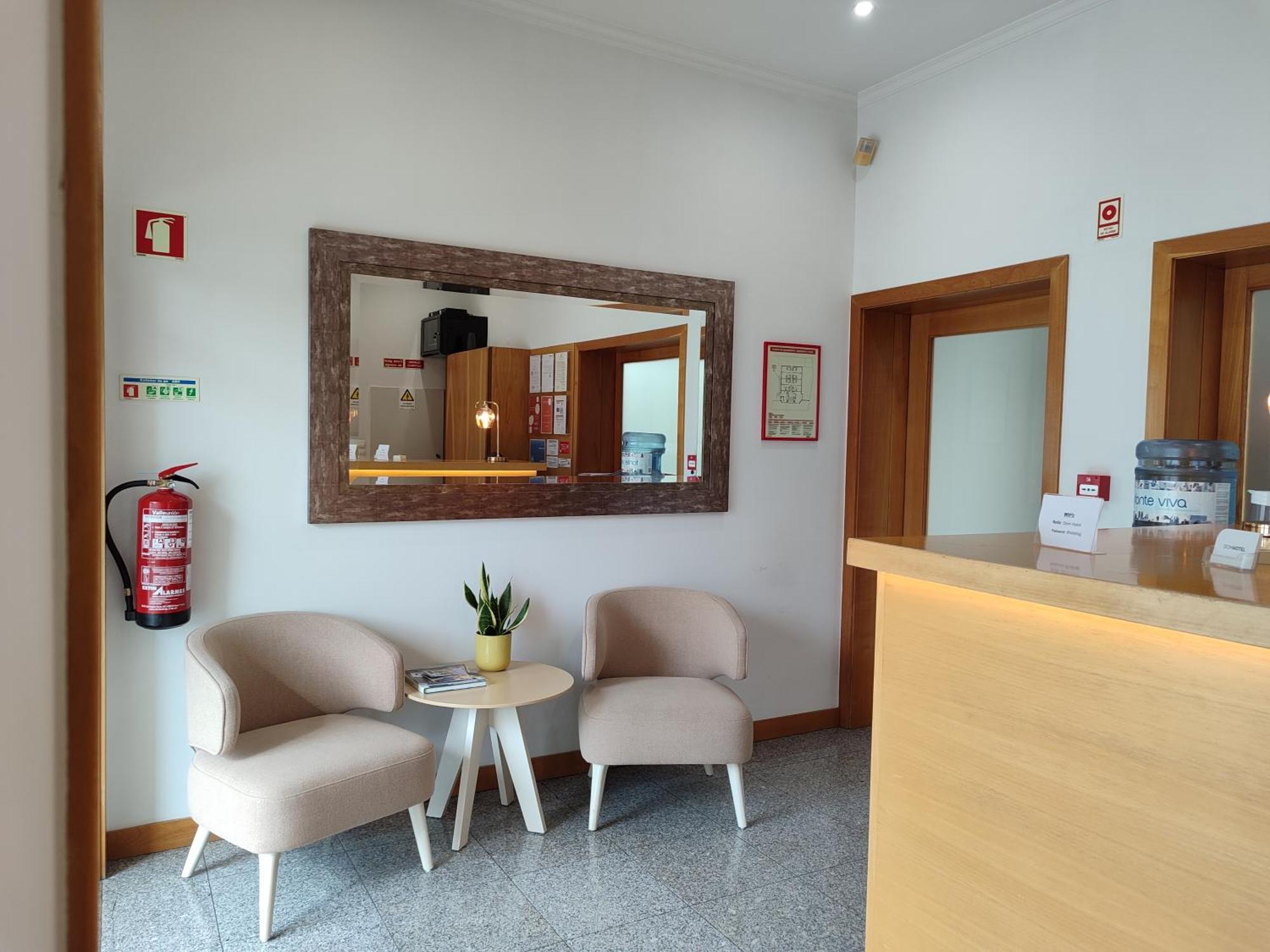 Dom Hotel Penafiel Eksteriør bilde